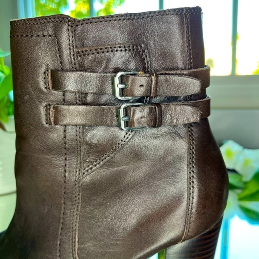 Marc Fisher Dark Brown Leather Ankle Boot With Buckle Kattie 3 Inch Heel Size 7M - Picture 11 of 16
